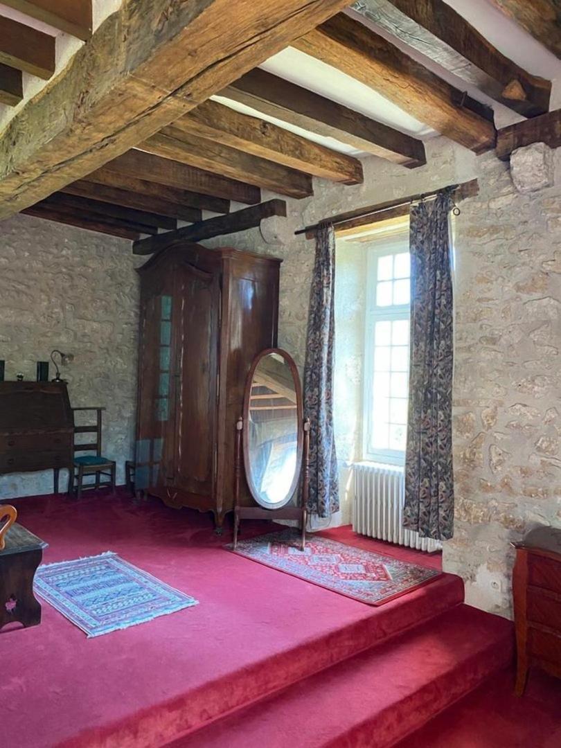 Chateau De Montrame Soisy-Bouy 객실 사진