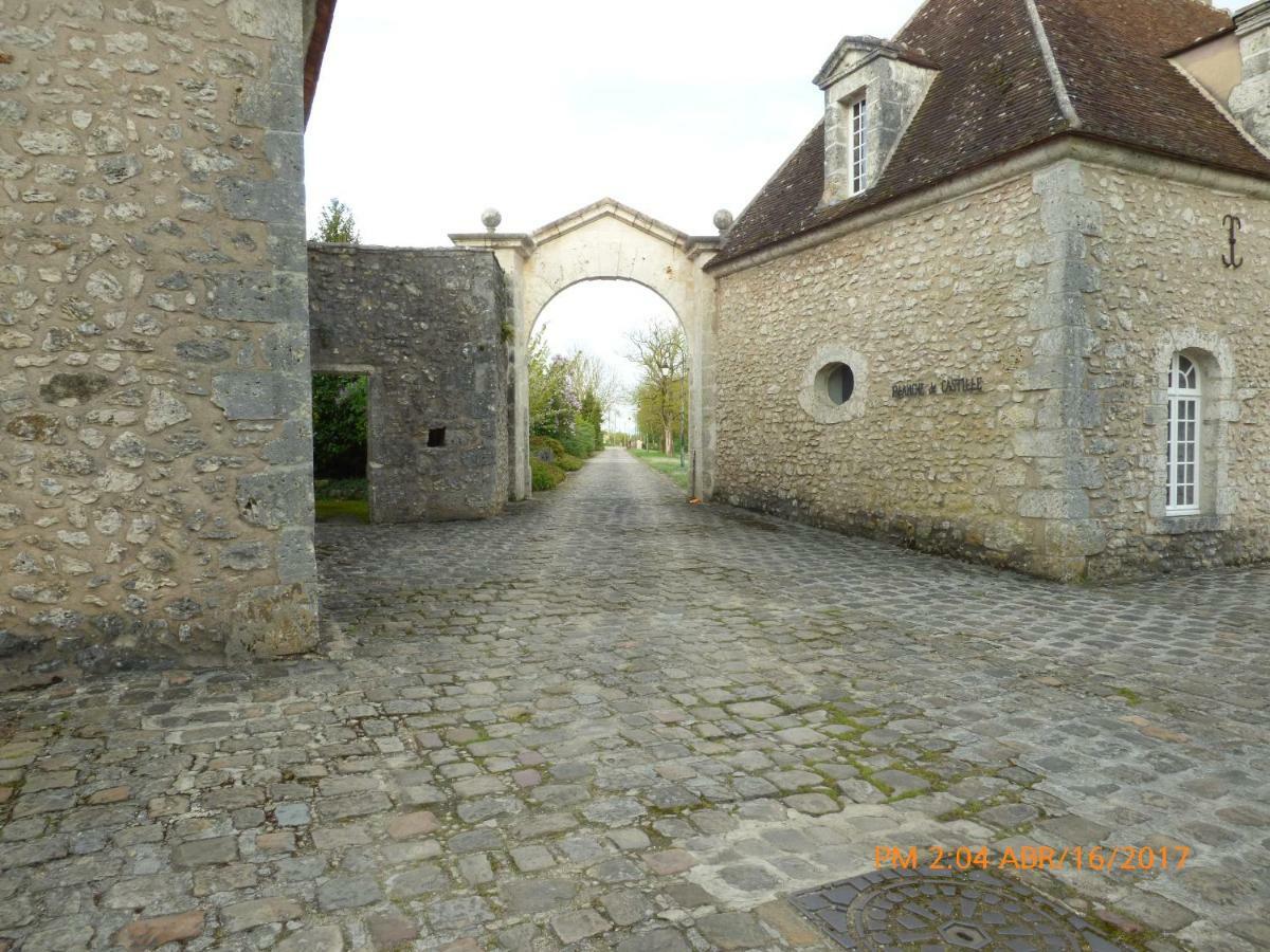 Chateau De Montrame Soisy-Bouy 외부 사진